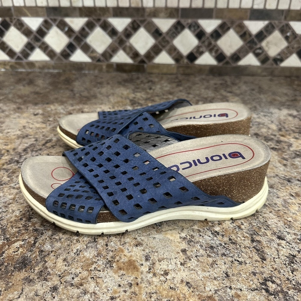 BIONICA Ambridge Slip-On Leather Wedge Sandals Women 6 Blue Open Toe Comfort